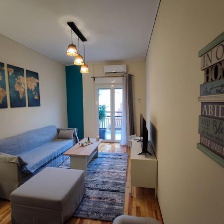Wood & White Apartment In Historic Center With 2 Bedrooms Ioannina Luaran gambar
